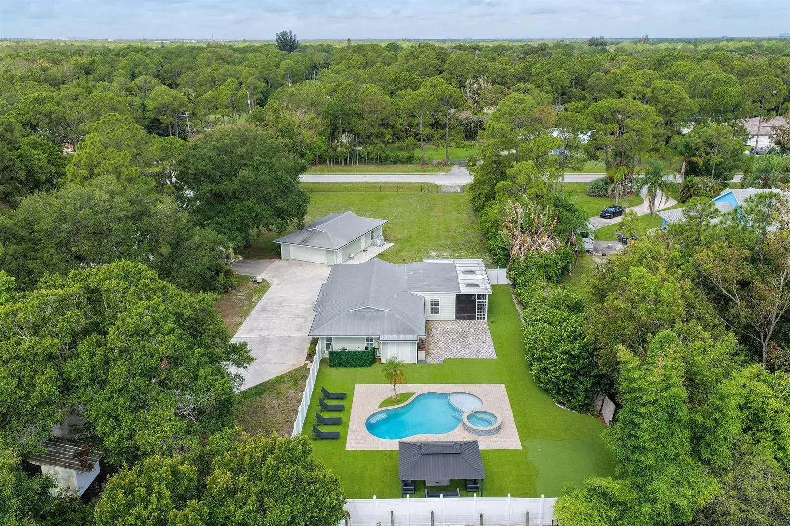 3 bedroom 2 bath Residential for sale at 16582 Mellen Lane, FL 33478