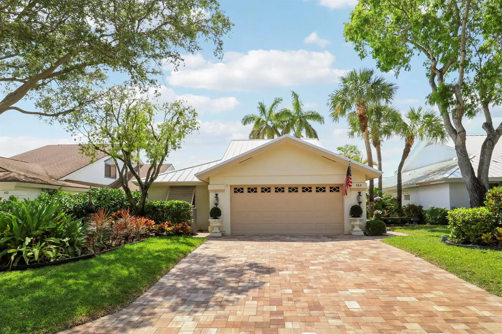 3 bedroom 2 bath Residential for sale at 154 Sandbar Drive, Jupiter FL 33477