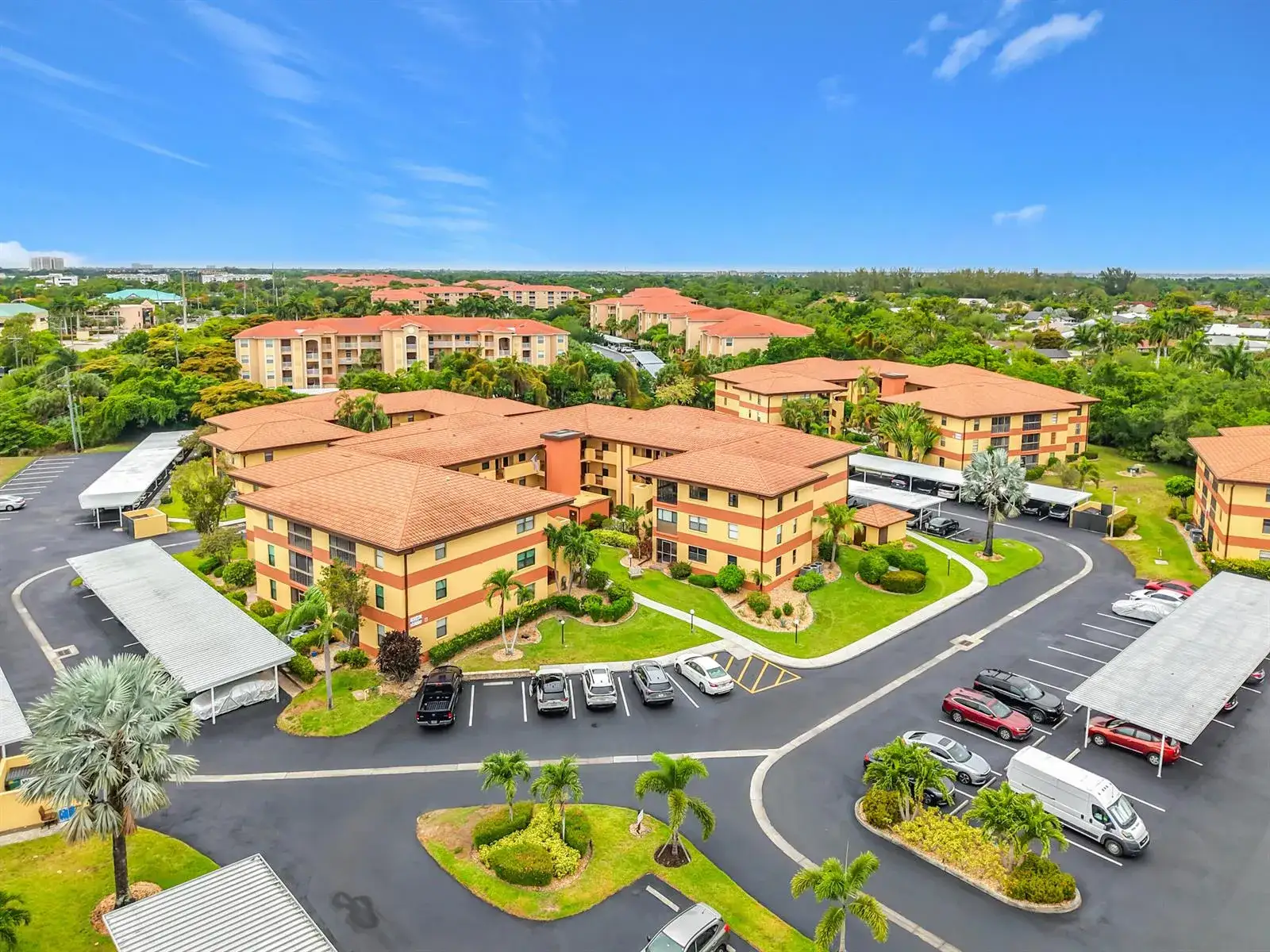 2 bedroom 2 bath Residential for sale at 6146 Whiskey Creek Drive, Fort Myers FL 33919