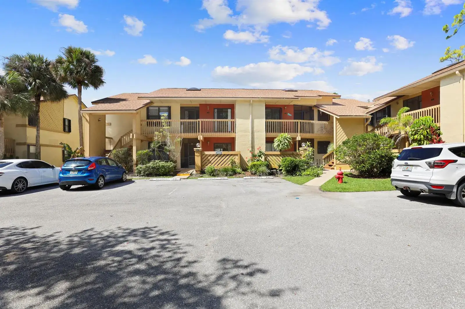 2 bedroom 2 bath Residential for sale at 12970 Dartford Trail # 6, Wellington FL 33414