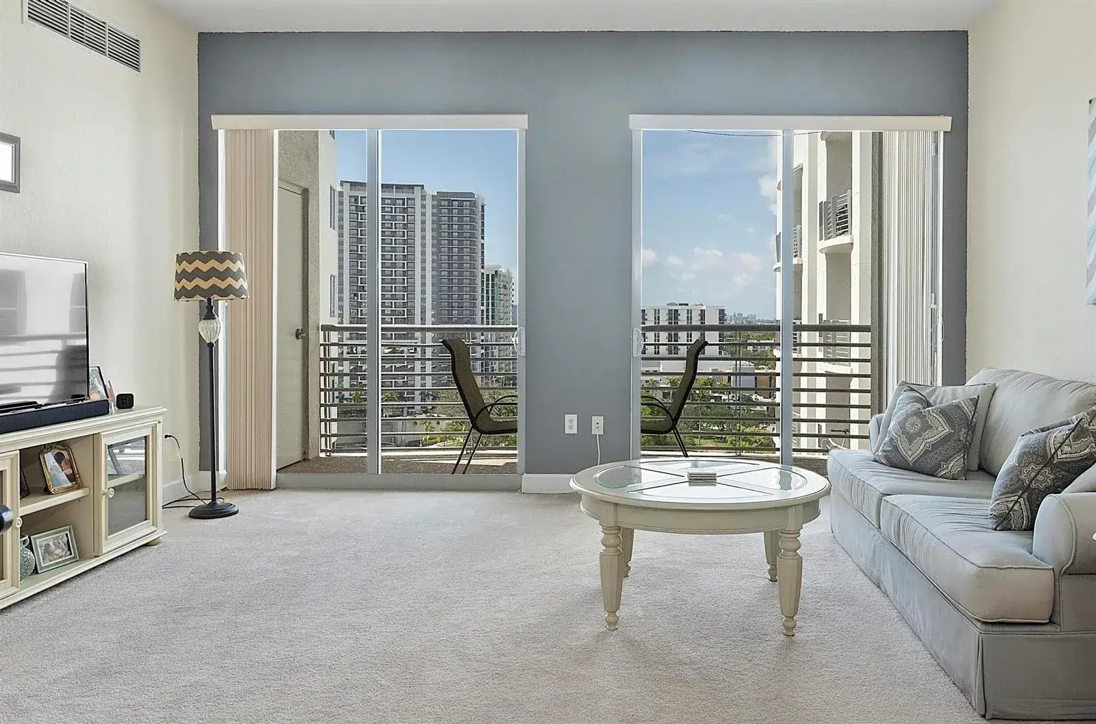 2 bedroom 2 bath Residential for sale at 1830 Radius Drive # 1219, Hollywood FL 33020