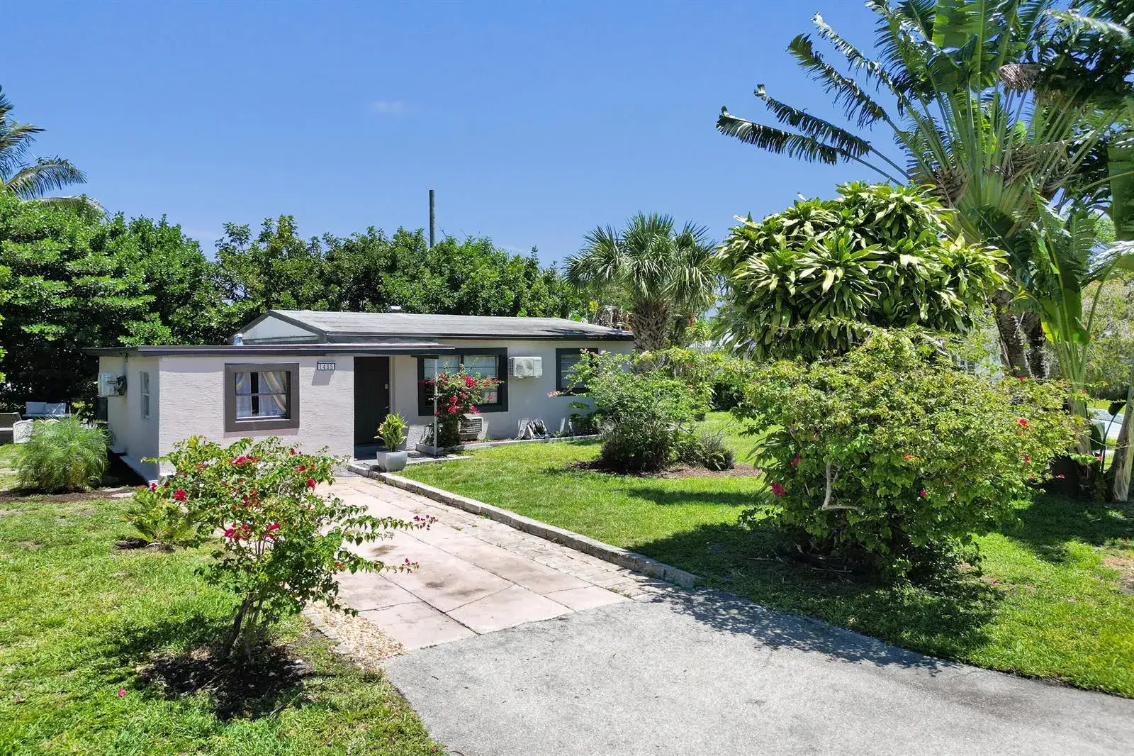 3 bedroom 1 bath Residential for sale at 1465 NE 27th Street, Pompano Beach FL 33064
