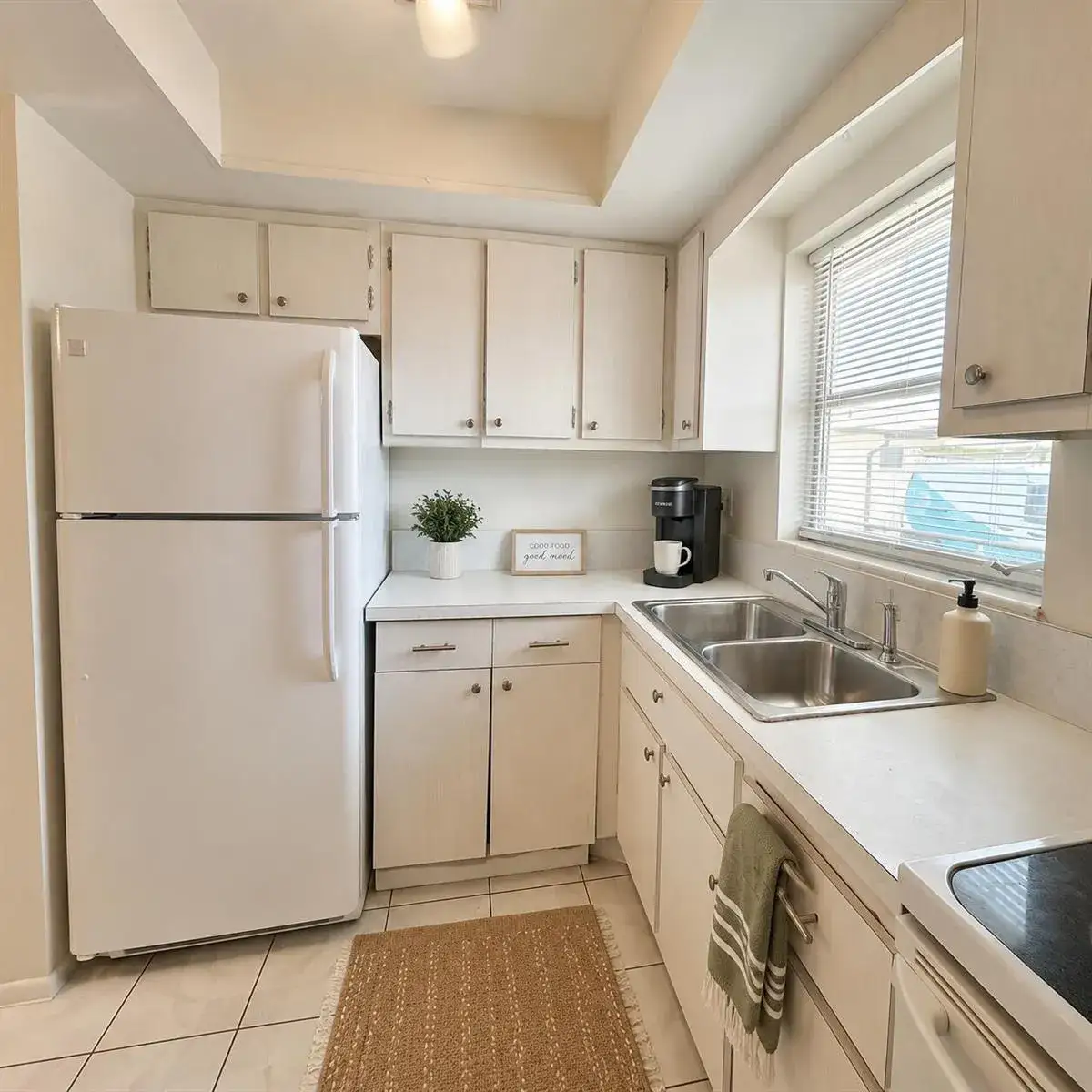 1 bedroom 1 bath Residential for sale at 2911 Ashley Dr # J, West Palm Beach FL 33415