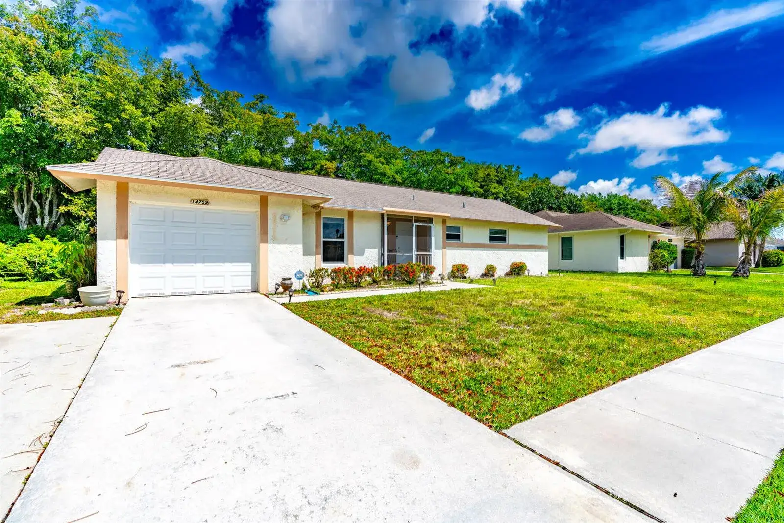2 bedroom 2 bath Residential for sale at 14759 Hideaway Lane, Delray Beach FL 33484