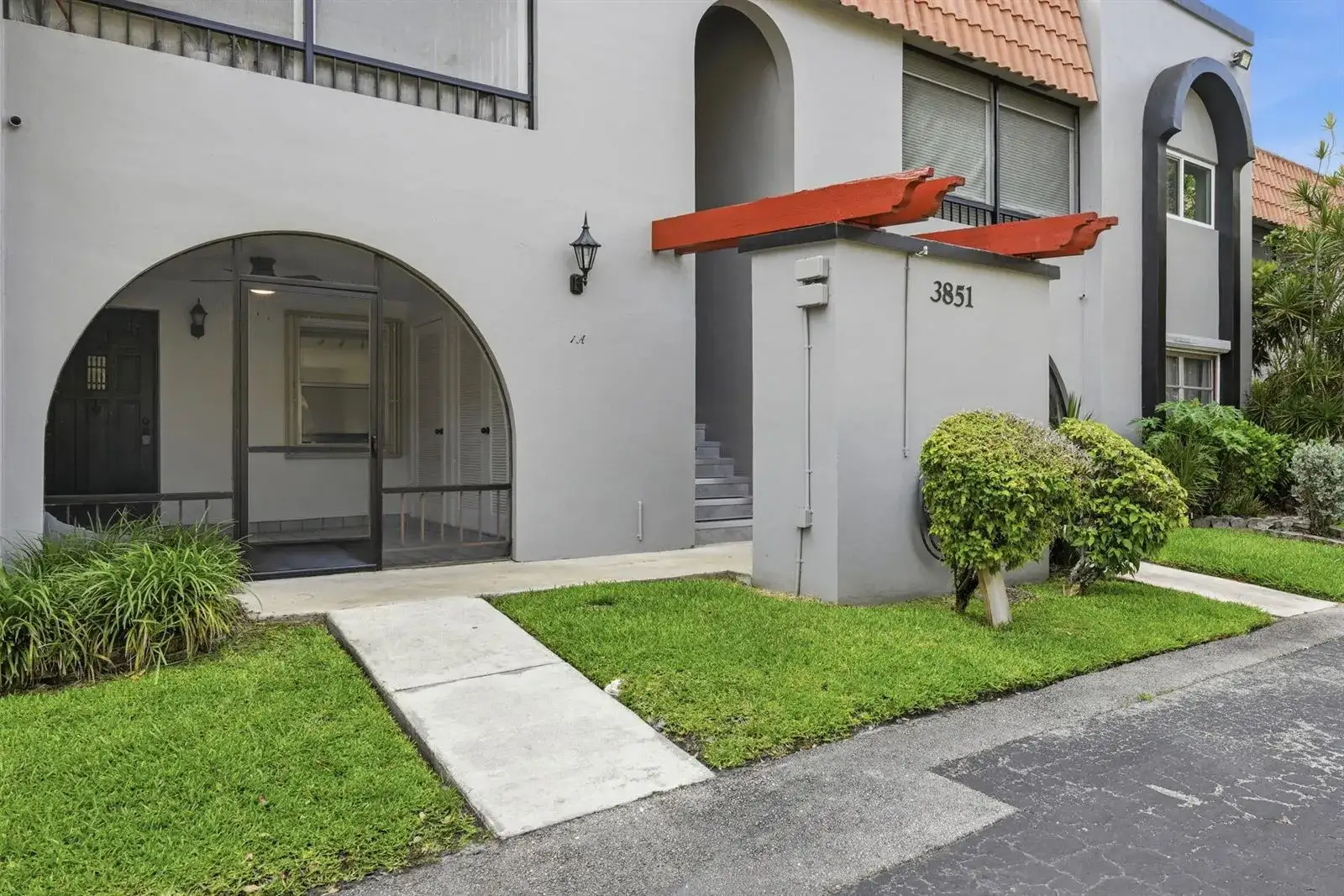 2 bedroom 2 bath Residential for sale at 3851 NW 84th Avenue # 1a, Sunrise FL 33351