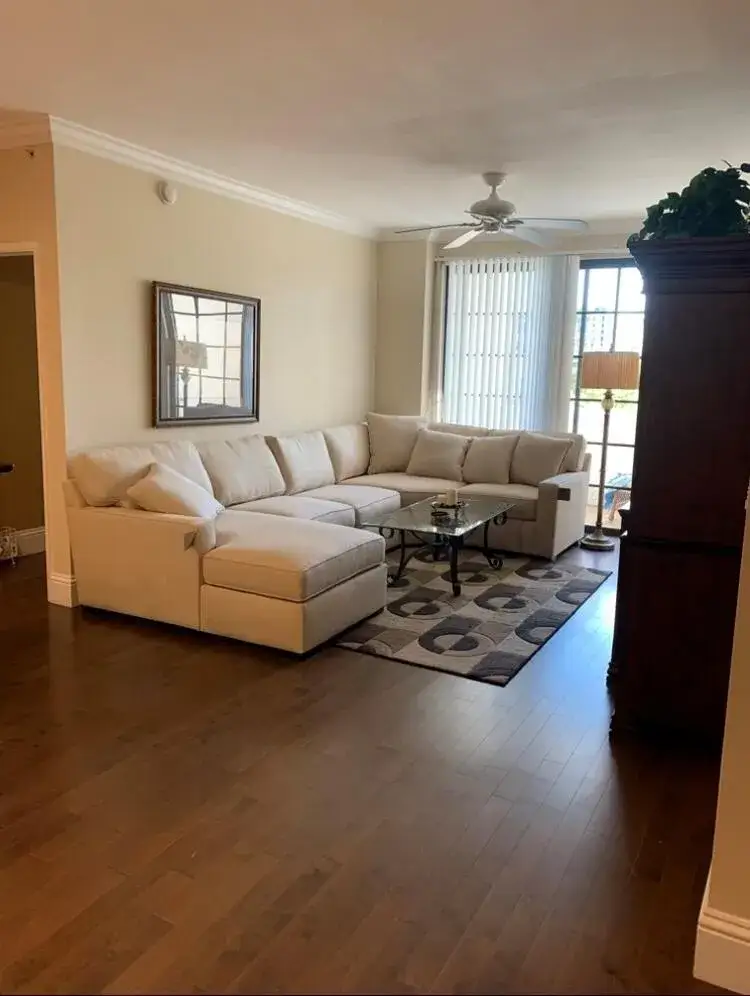 2 bedroom 2 bath Residential Lease for rent at 233 S Federal Highway # 321, Boca Raton FL 33432