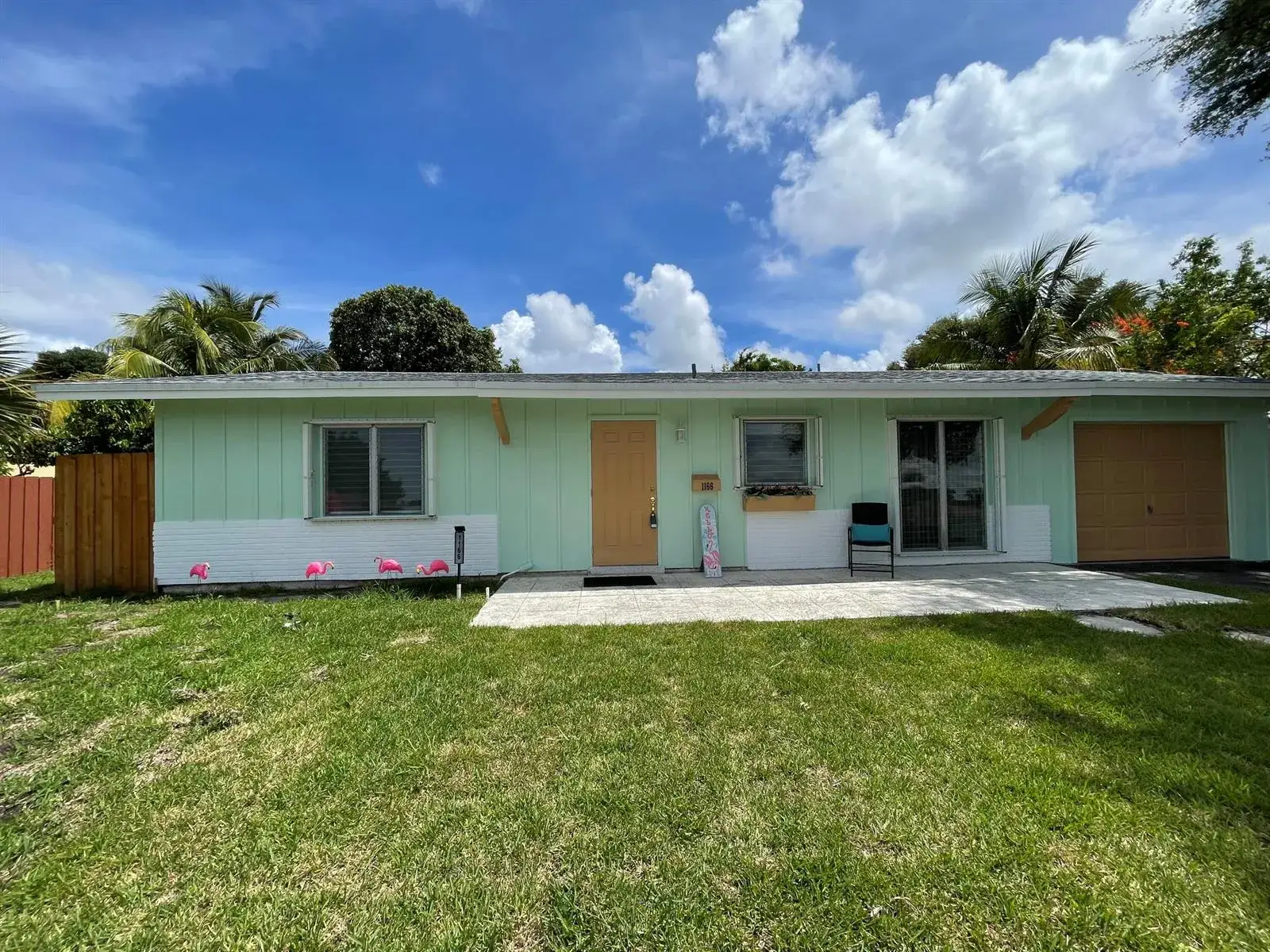 2 bedroom 2 bath Residential for sale at 1166 SW 4th Street, Boca Raton FL 33486