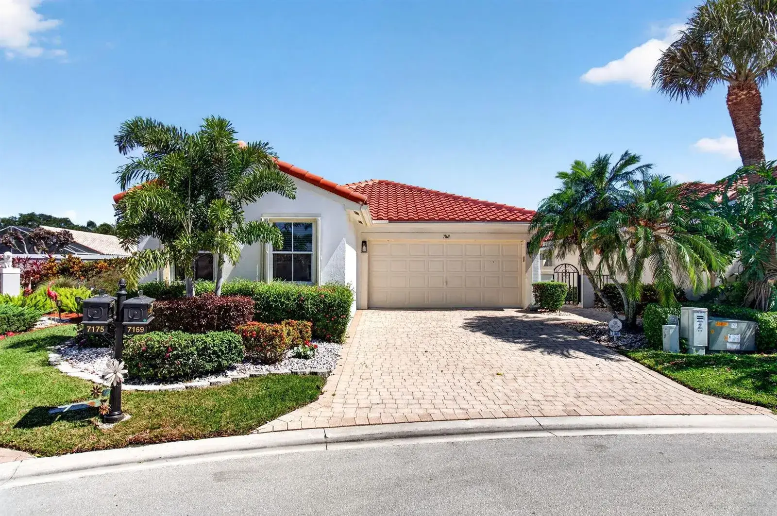 3 bedroom 2 bath Residential for sale at 7169 Foxworth Court, Boynton Beach FL 33437