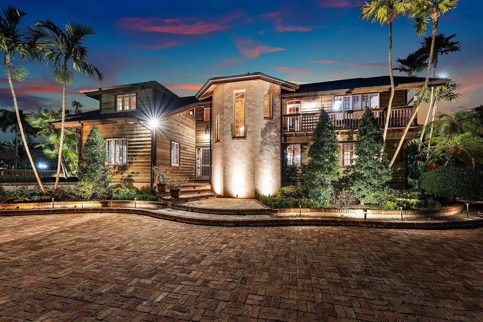 6 bedroom 4 bath Residential for sale at 6002 NW 74th Terrace, Parkland FL 33067