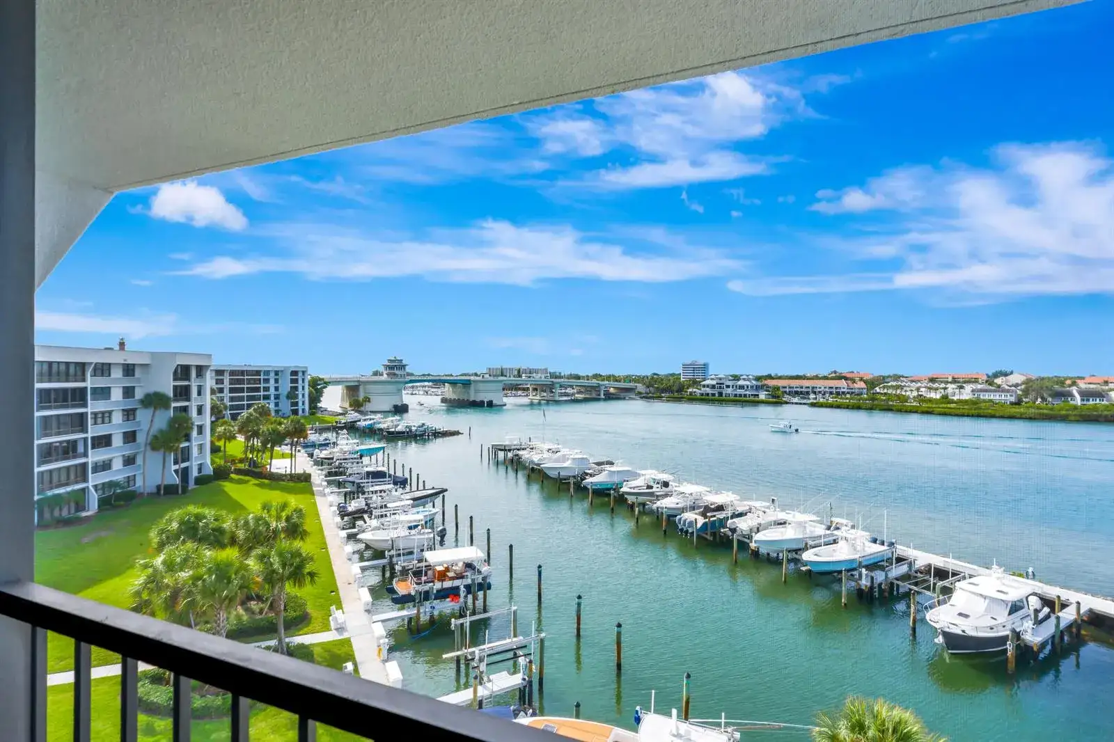 2 bedroom 2 bath Residential Lease for rent at 1648 Jupiter Cove Drive # 608b, Jupiter FL 33469