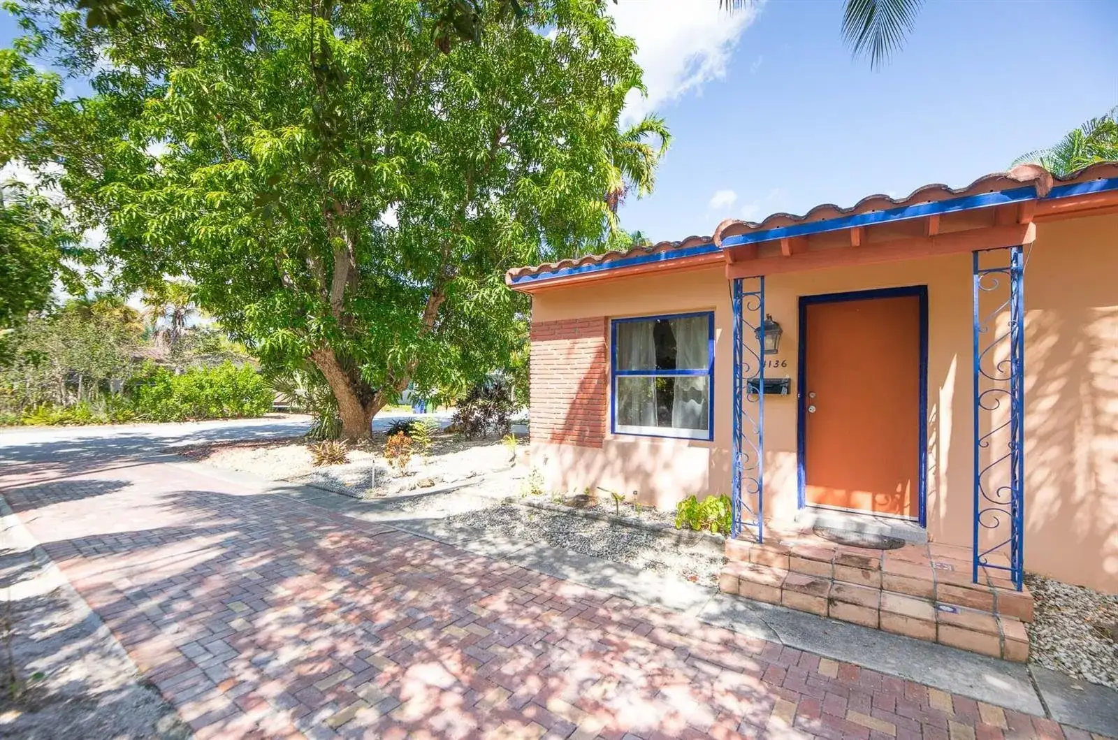 2 bedroom 1 bath Residential Lease for rent at 1136 NE 17th Way, Fort Lauderdale FL 33304