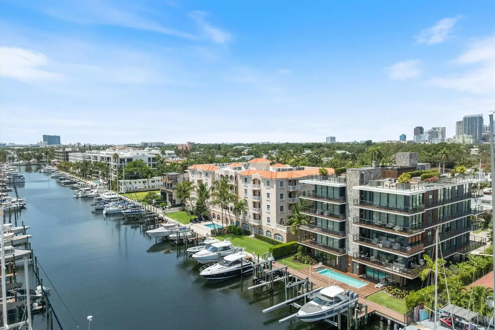 4 bedroom 4 bath Residential for sale at 124 Hendricks Isle, Fort Lauderdale FL 33301
