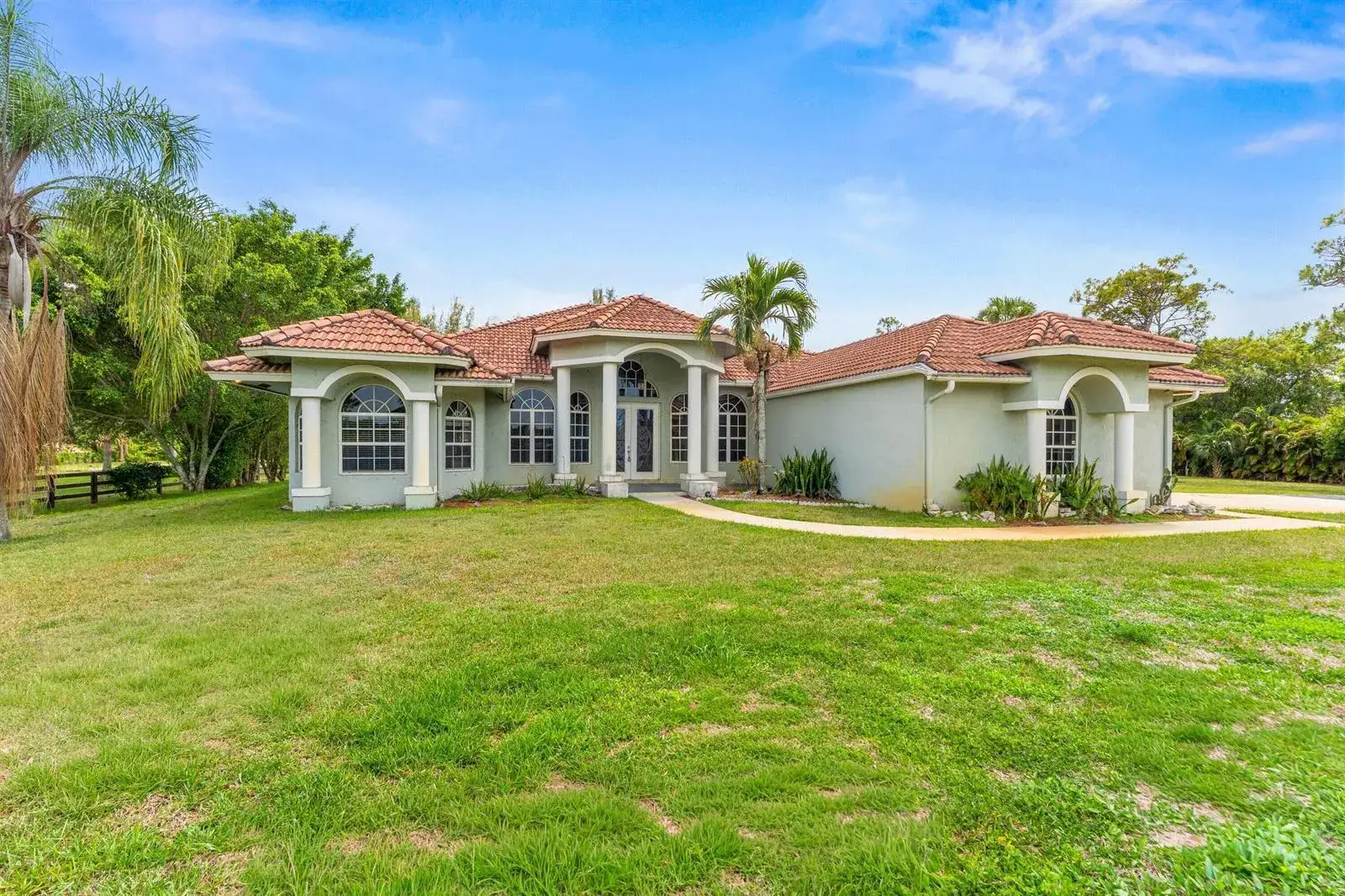 3 bedroom 2 bath Residential for sale at 19482 Green Grove Court, FL 33470