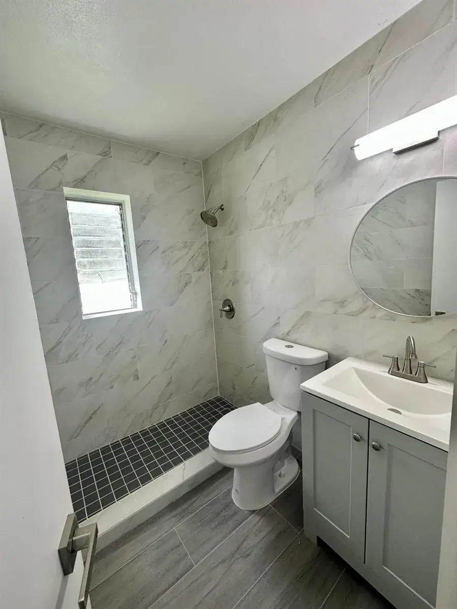 2 bedroom 1 bath Residential Lease for rent at 701 NW 15th Terrace, Fort Lauderdale FL 33311