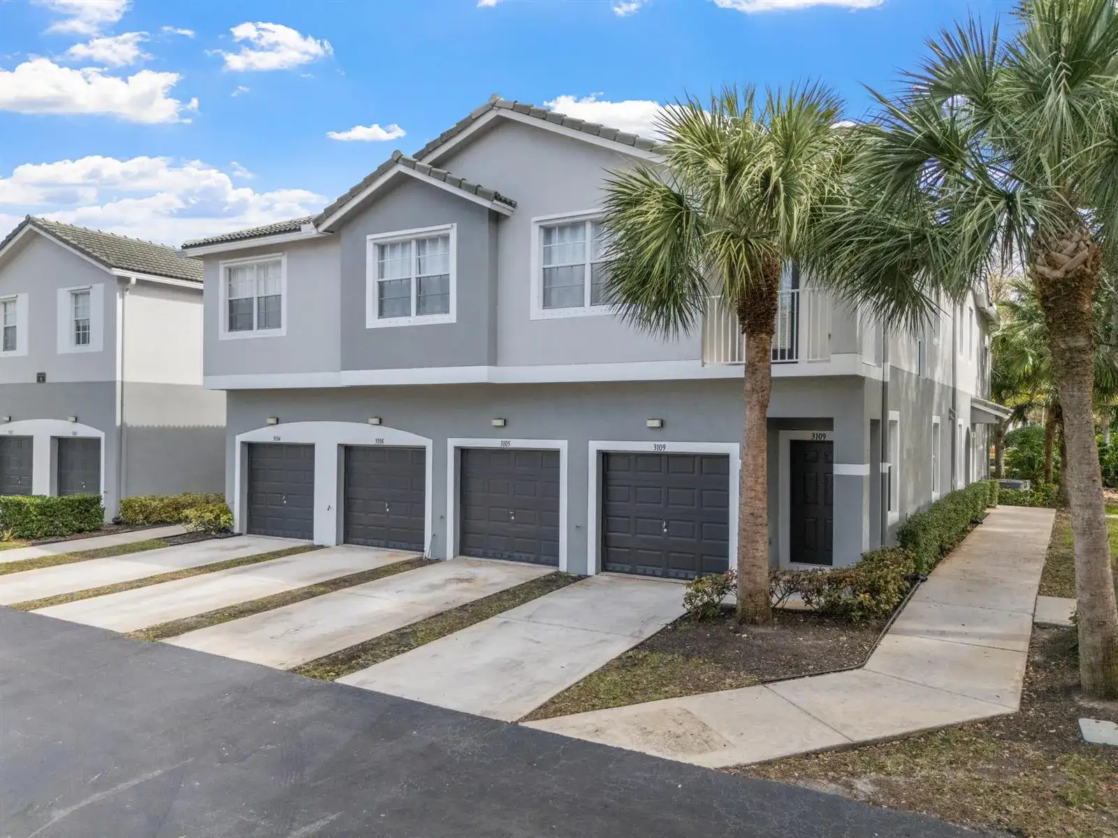 3 bedroom 2 bath Residential for sale at 3105 Grandiflora Drive, FL 33467