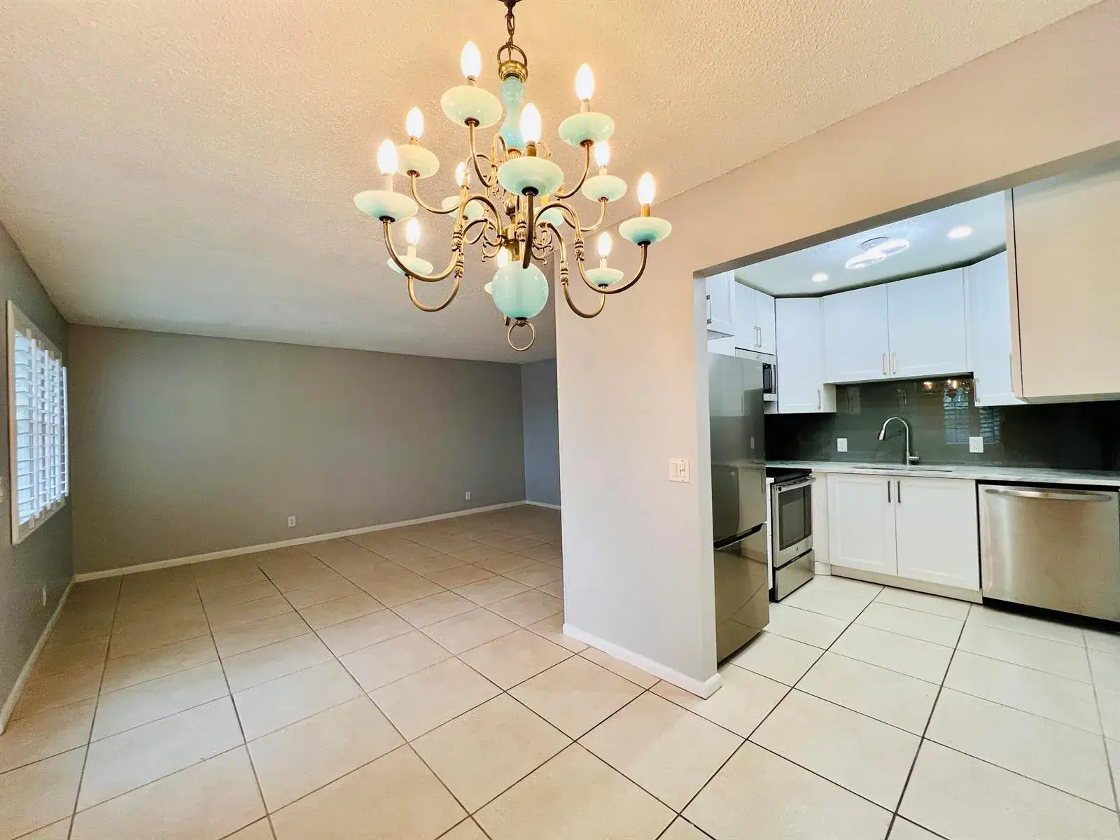 2 bedroom 1 bath Residential for sale at 74 Berkshire C, West Palm Beach FL 33417