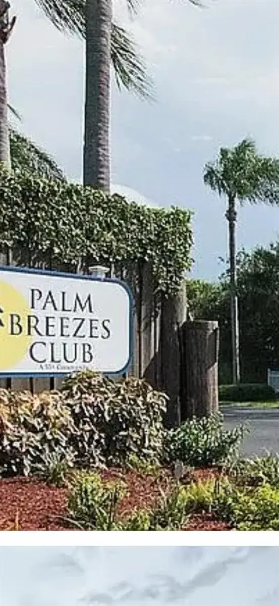 2 bedroom 2 bath Residential for sale at 6059 Palm Harbour Drive, Atlantis FL 33462