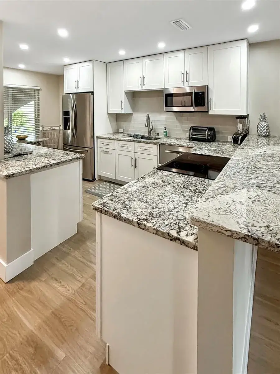 2 bedroom 2 bath Residential Lease for rent at 13916 Via Flora # F, Delray Beach FL 33484