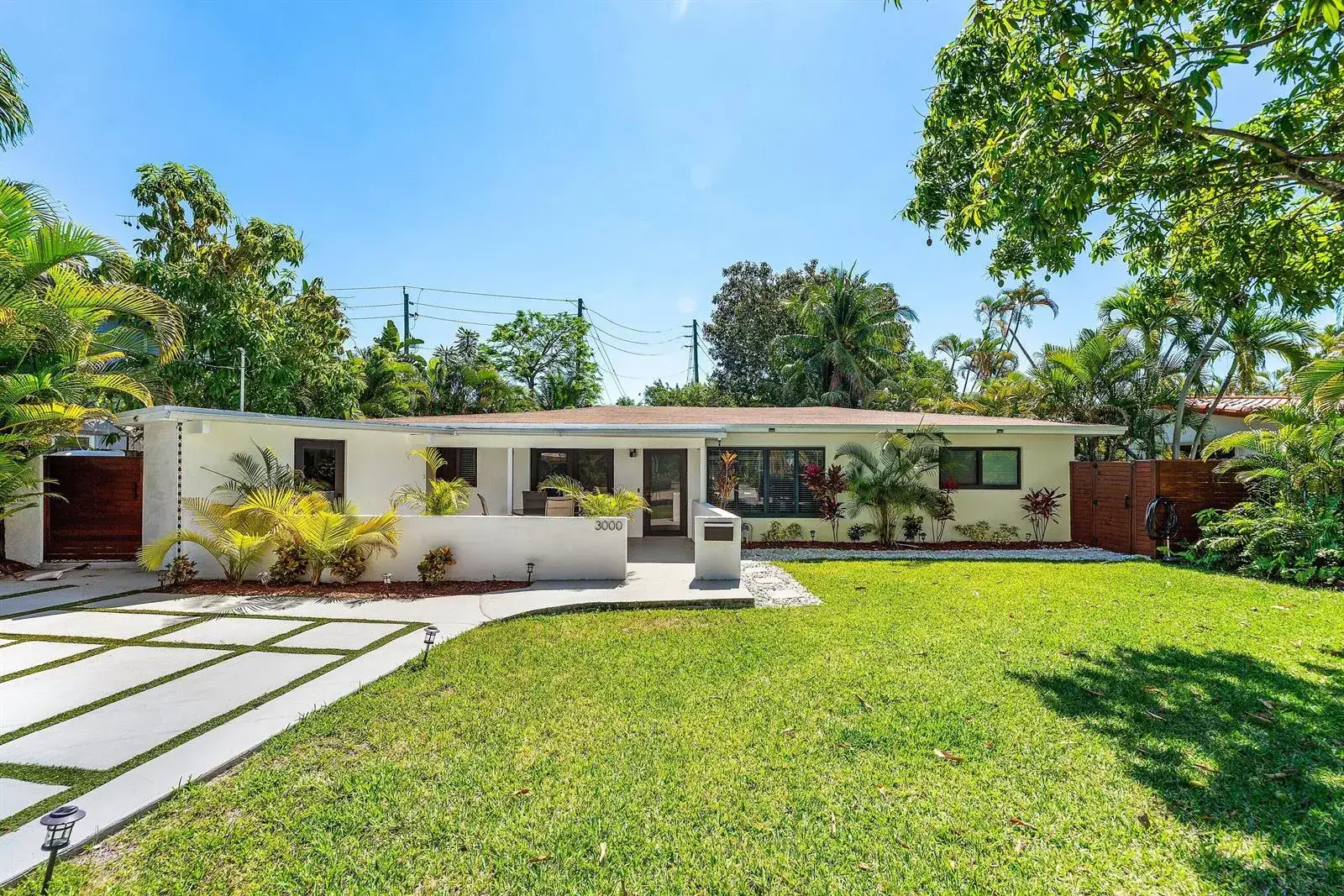 3 bedroom 2 bath Residential for sale at 3000 NE 21st Terrace, Fort Lauderdale FL 33306