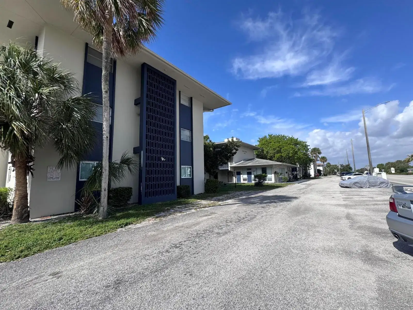1 bedroom 1 bath Residential for sale at 1150 E Sample Road # 204, Pompano Beach FL 33064