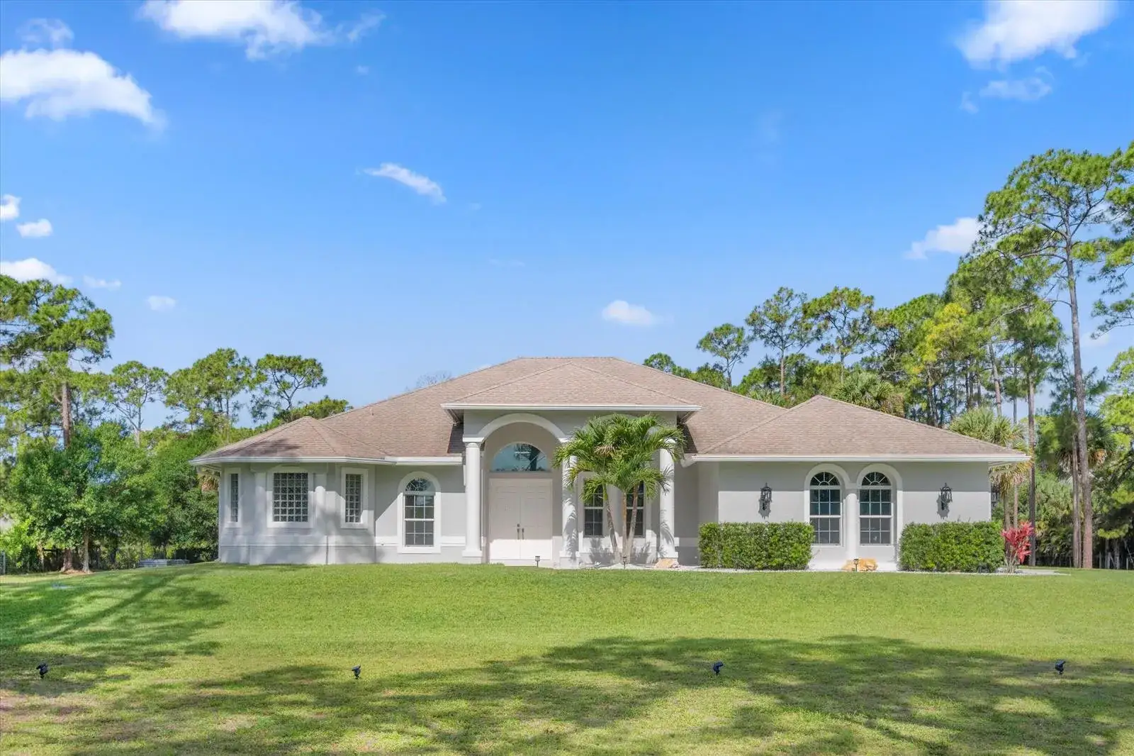 5 bedroom 4 bath Residential for sale at 17038 N 61st Pl Place N, FL 33470