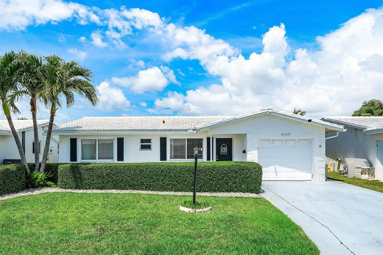 2 bedroom 2 bath Residential for sale at 2105 SW 14th Place, Boynton Beach FL 33426