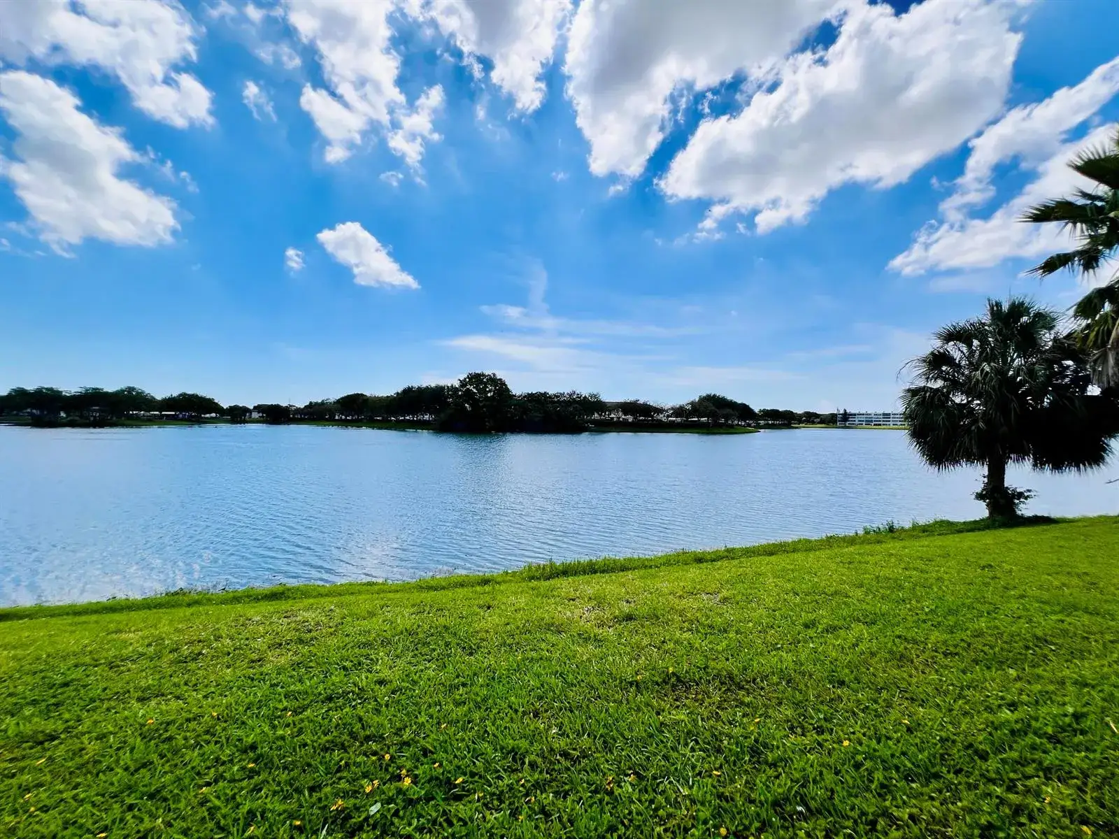 2 bedroom 1 bath Residential for sale at 57 Chatham C, West Palm Beach FL 33417