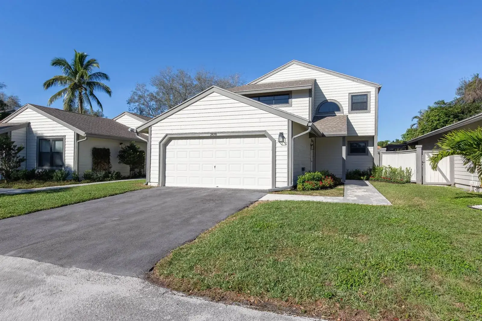 3 bedroom 2 bath Residential Lease for rent at 2478 Bedford Mews Drive, Wellington FL 33414