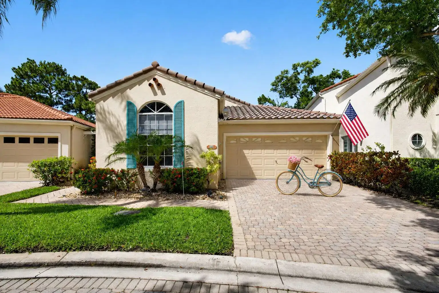 3 bedroom 2 bath Residential for sale at 48 Via Del Corso, Palm Beach Gardens FL 33418
