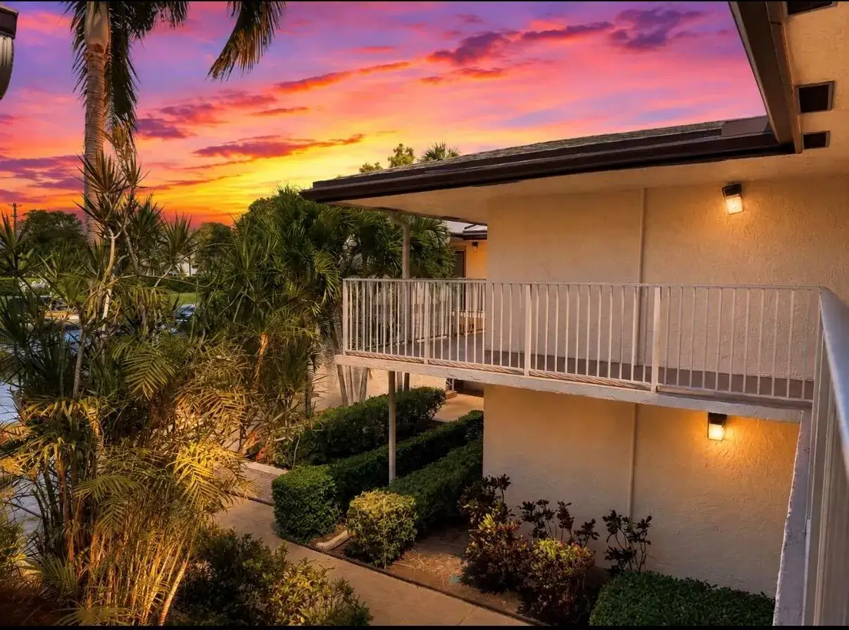 3 bedroom 2 bath Residential for sale at 8765 Azalea Court # 204, Tamarac FL 33321