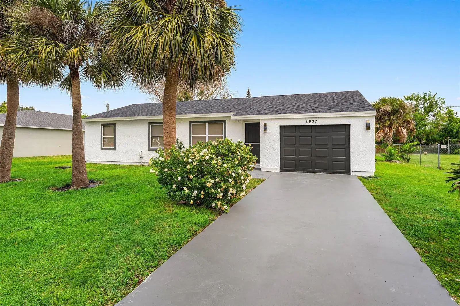 3 bedroom 2 bath Residential for sale at 2937 SE Ironton Avenue, Port St. Lucie FL 34952