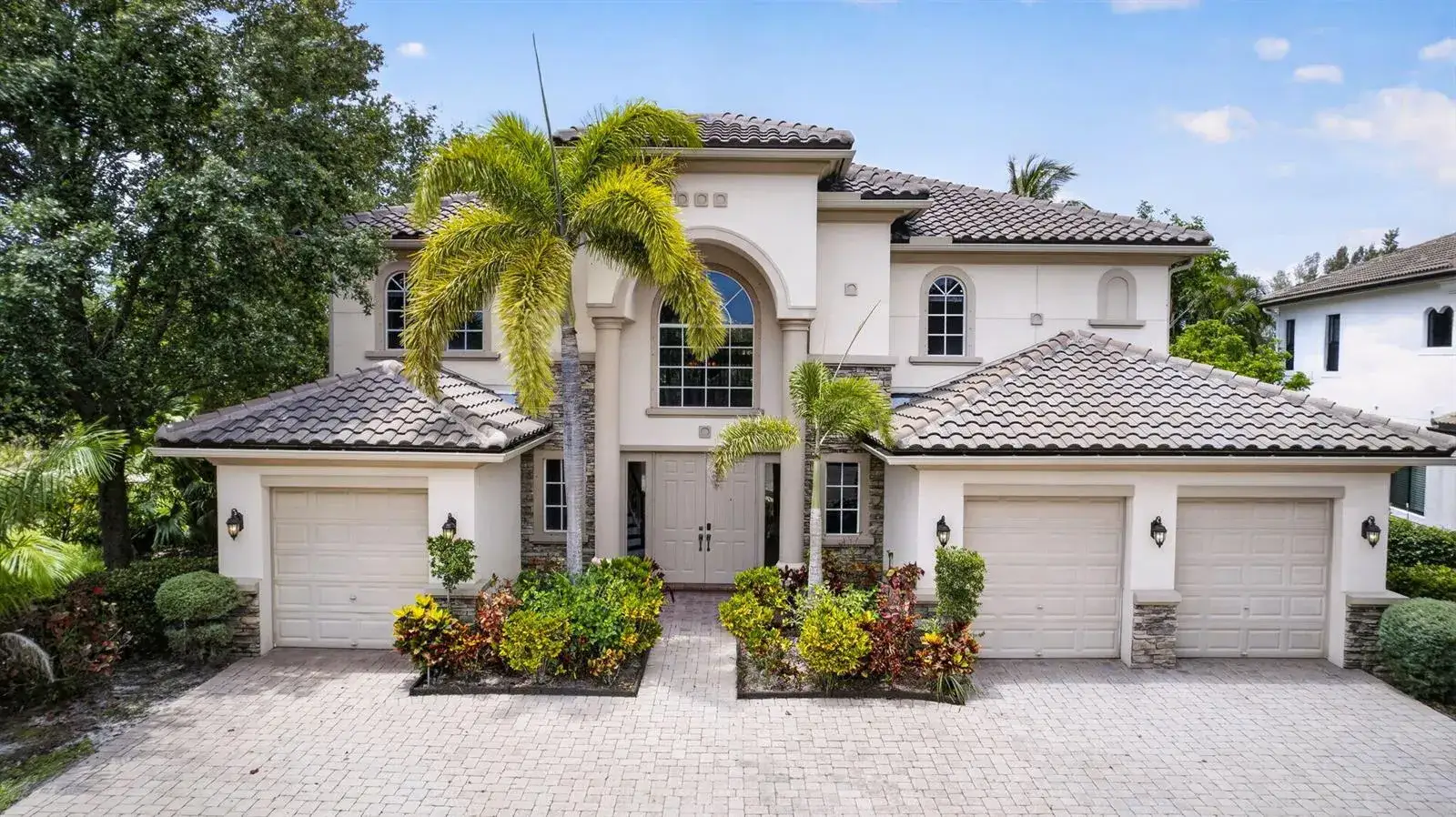 5 bedroom 5 bath Residential for sale at 625 Glenfield Way, Royal Palm Beach FL 33411