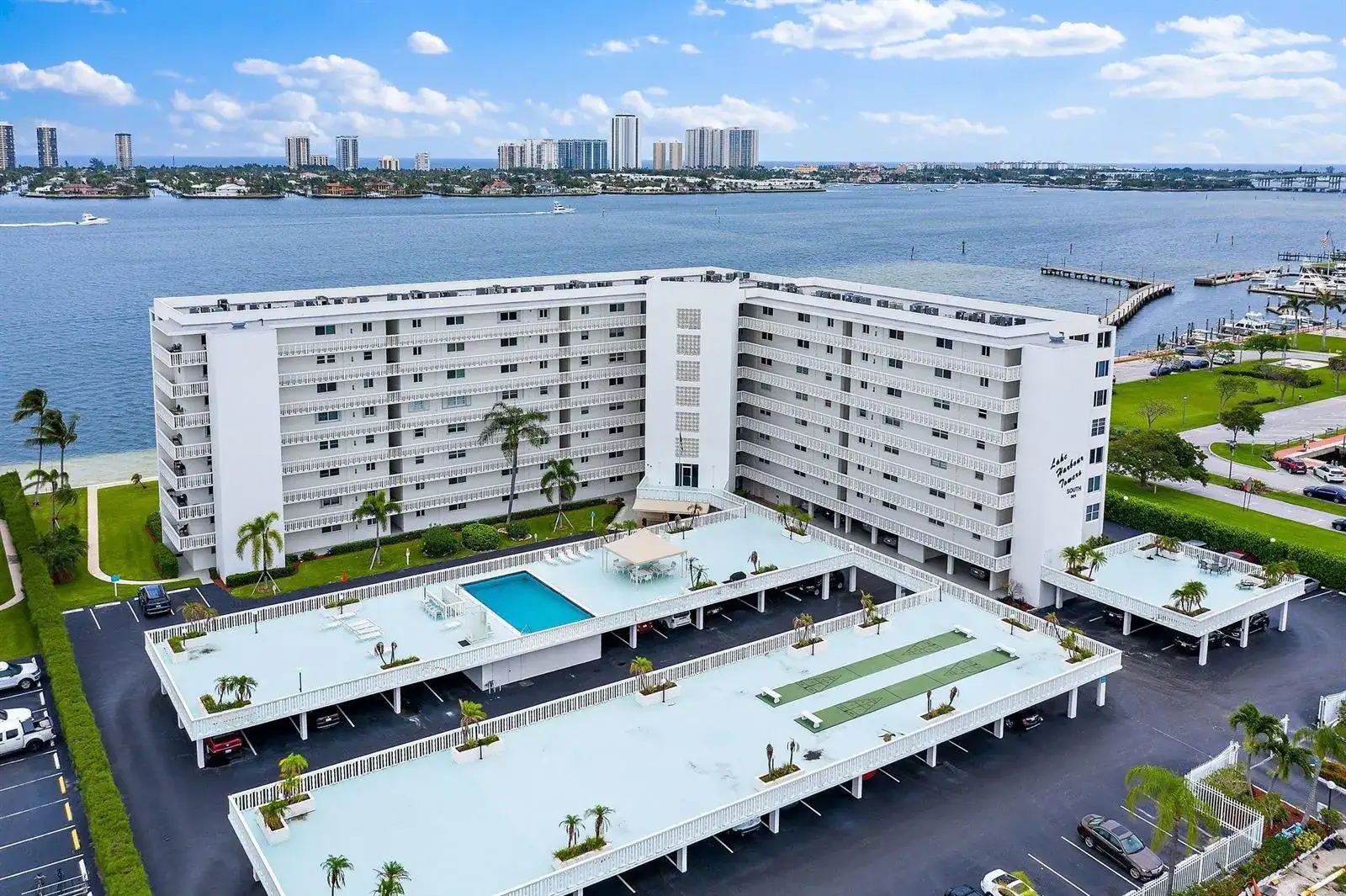 2 bedroom 2 bath Residential Lease for rent at 301 Lake Shore Drive # 802, Lake Park FL 33403
