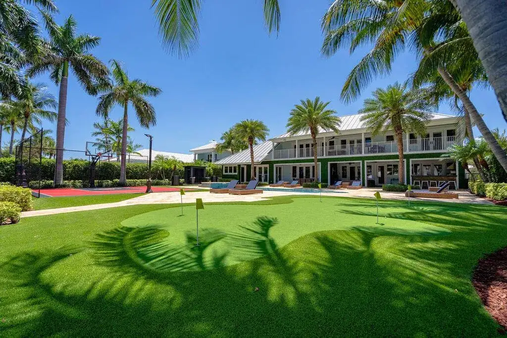 6 bedroom 6 bath Residential for sale at 4130 NE 31st Avenue, Lighthouse Point FL 33064