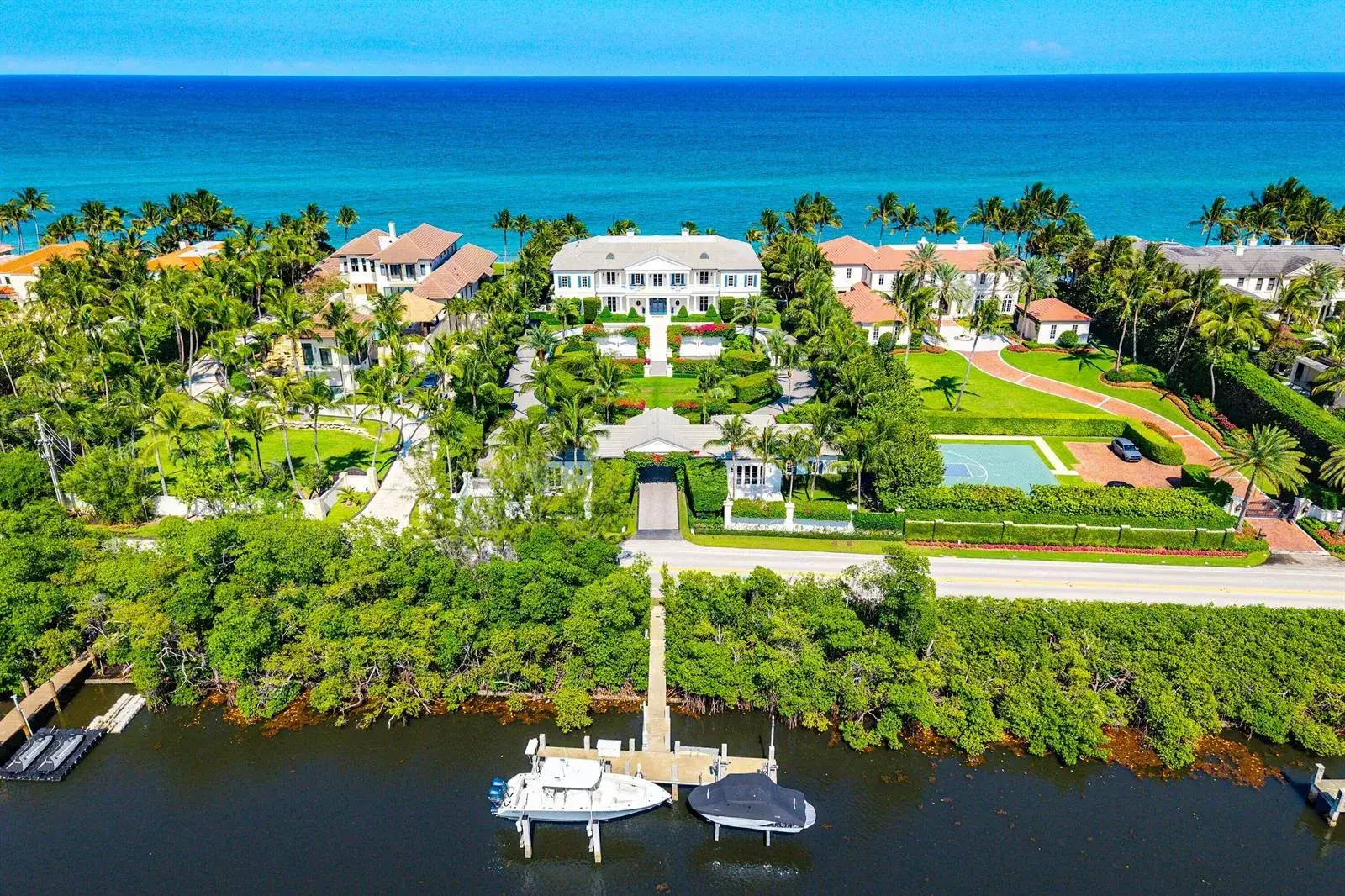 11 bedroom 13 bath Residential for sale at 640 S Ocean Boulevard, Manalapan FL 33462