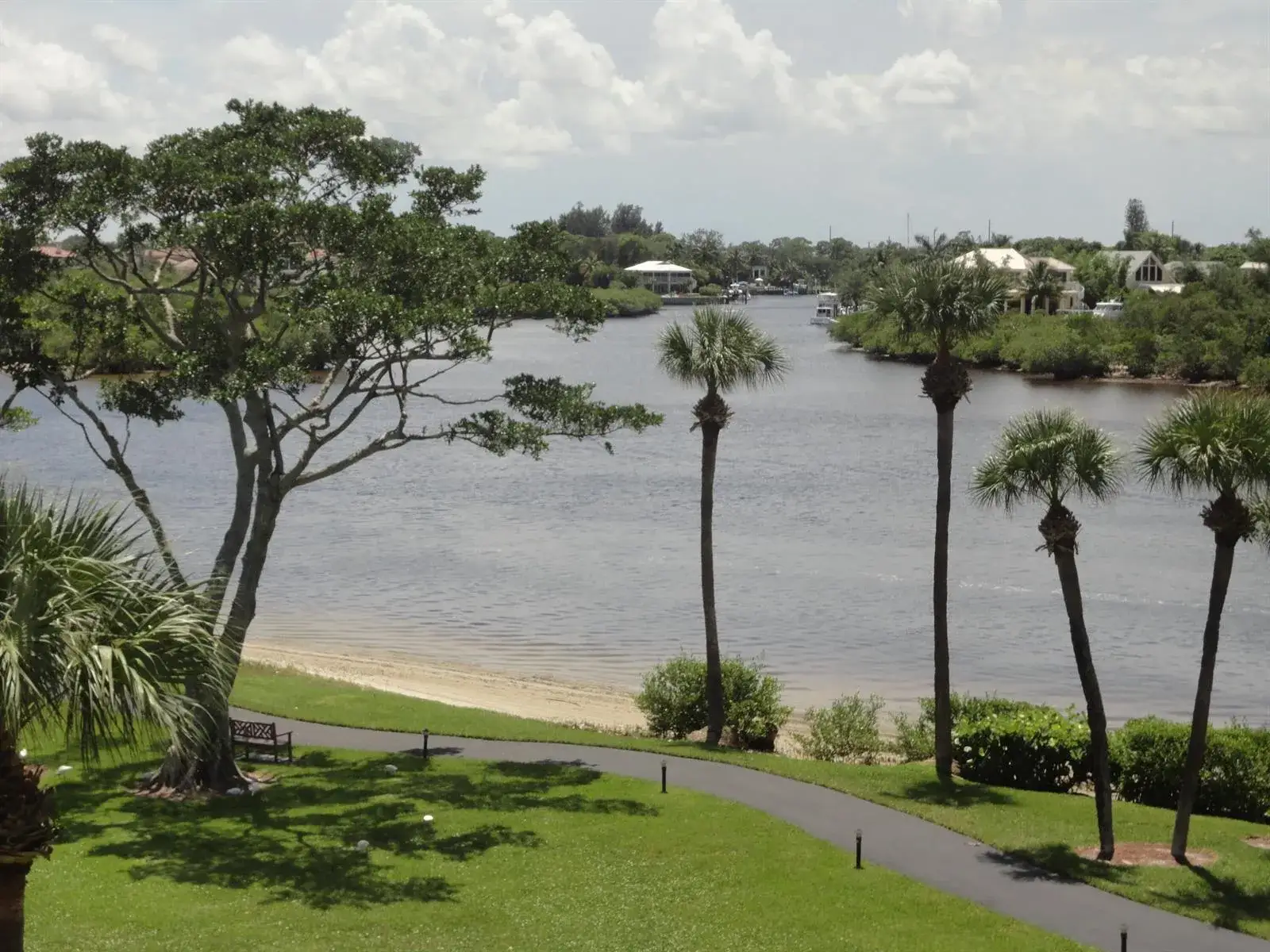 3 bedroom 2 bath Residential Lease for rent at 1000 N Us Highway 1, Jupiter FL 33477