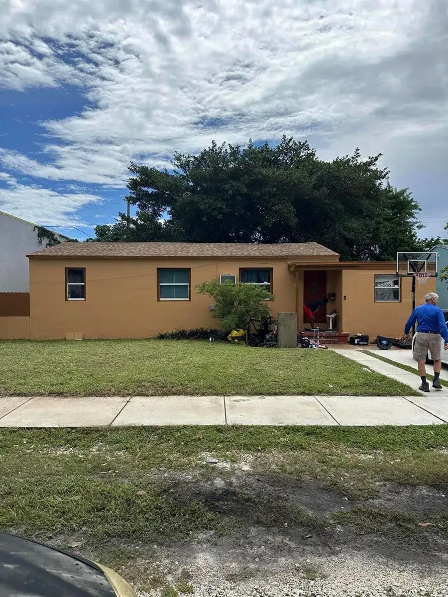 4 bedroom 2 bath Residential for sale at 2114 Dewey Street, Hollywood FL 33020