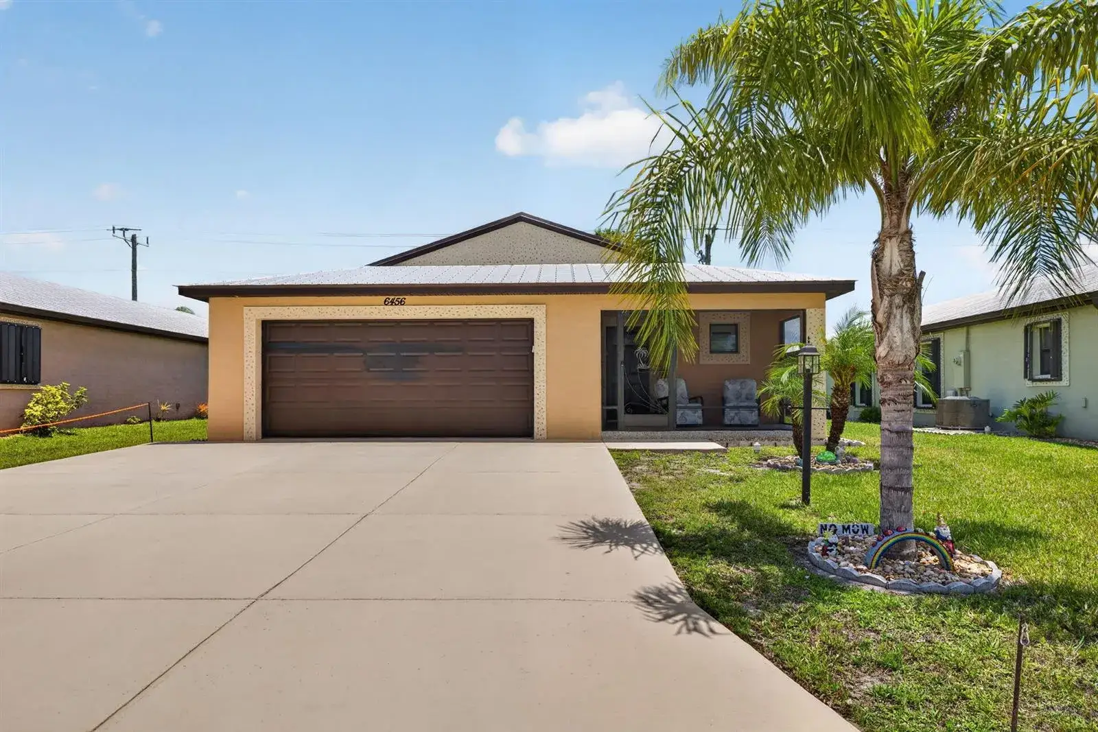 2 bedroom 2 bath Residential for sale at 6456 Alemendra, Fort Pierce FL 34951