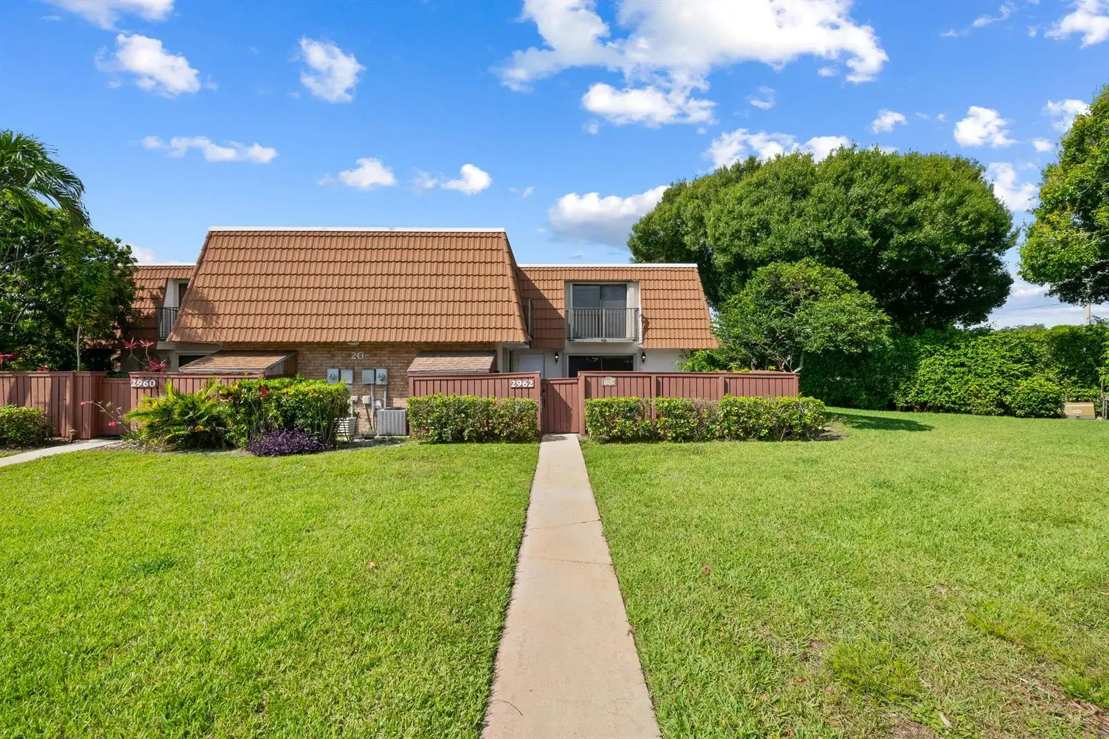 2 bedroom 2 bath Residential for sale at 2962 SW 12th Street, Deerfield Beach FL 33442