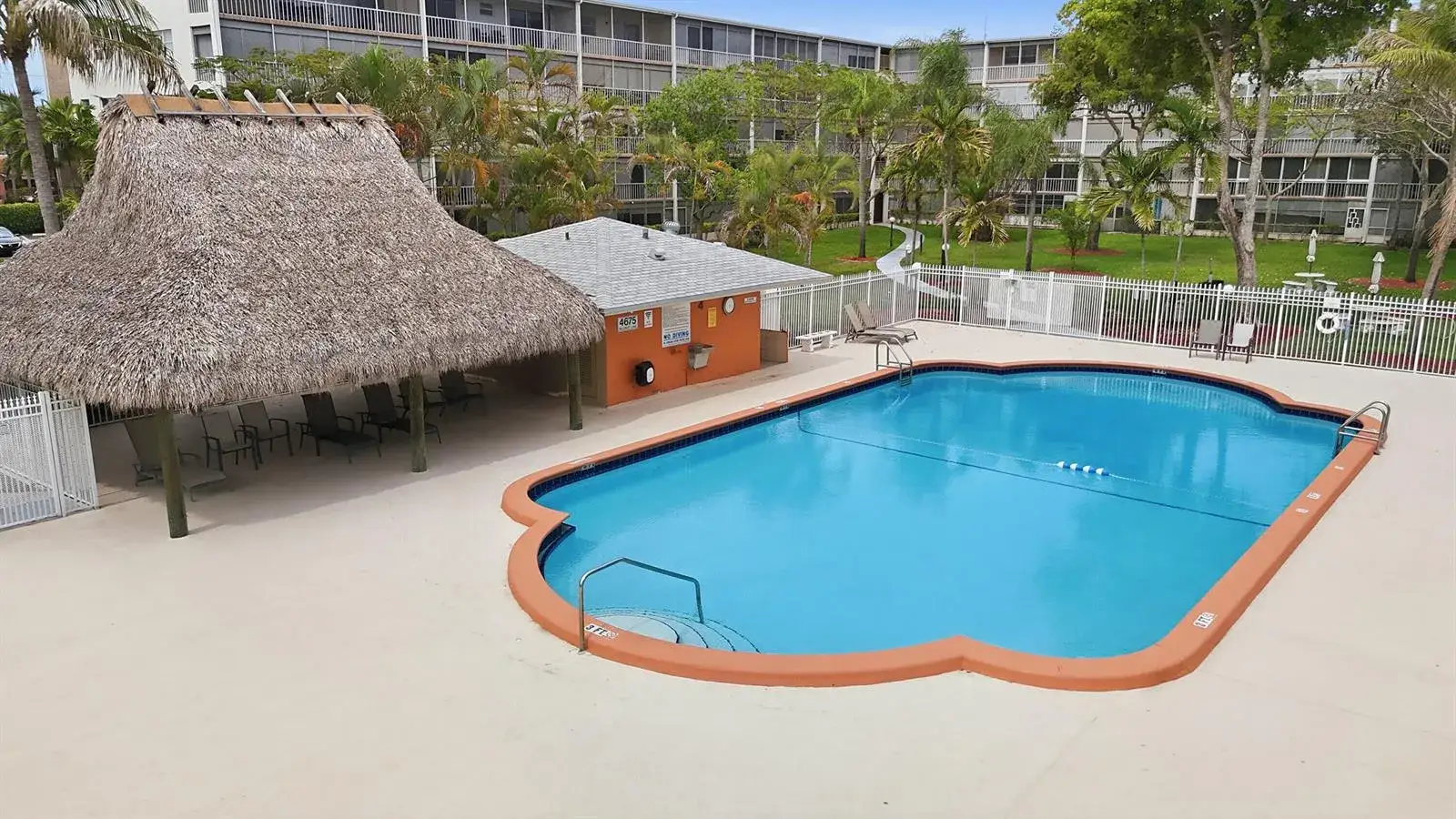 1 bedroom 1 bath Residential Lease for rent at 4700 Washington Street # 506, Hollywood FL 33021