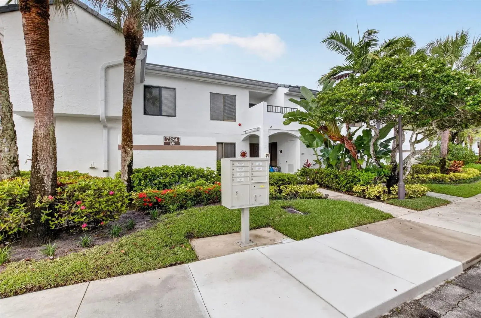 2 bedroom 2 bath Residential Lease for rent at 7254 Clunie Place # 15002, Delray Beach FL 33446