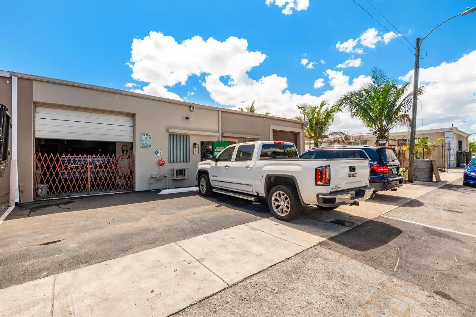 Commercial Sale for sale at 620 NE 42nd Street # 3, Deerfield Beach FL 33064