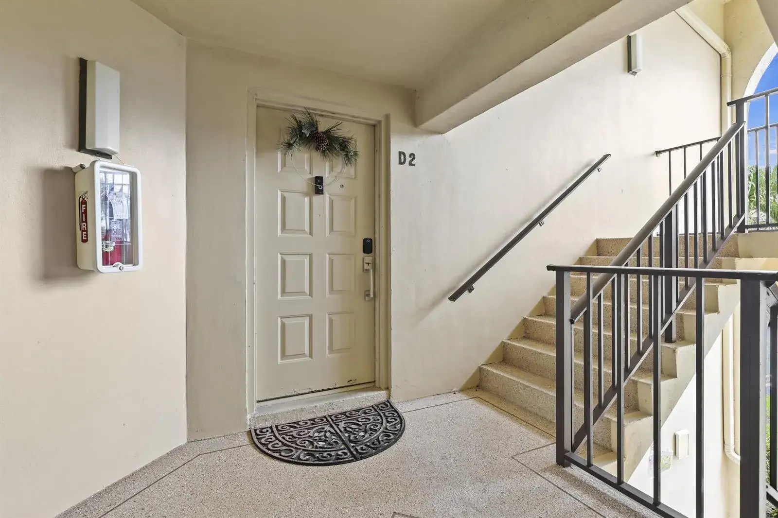 2 bedroom 2 bath Residential for sale at 629 Sea Pine Way # D2, FL 33415