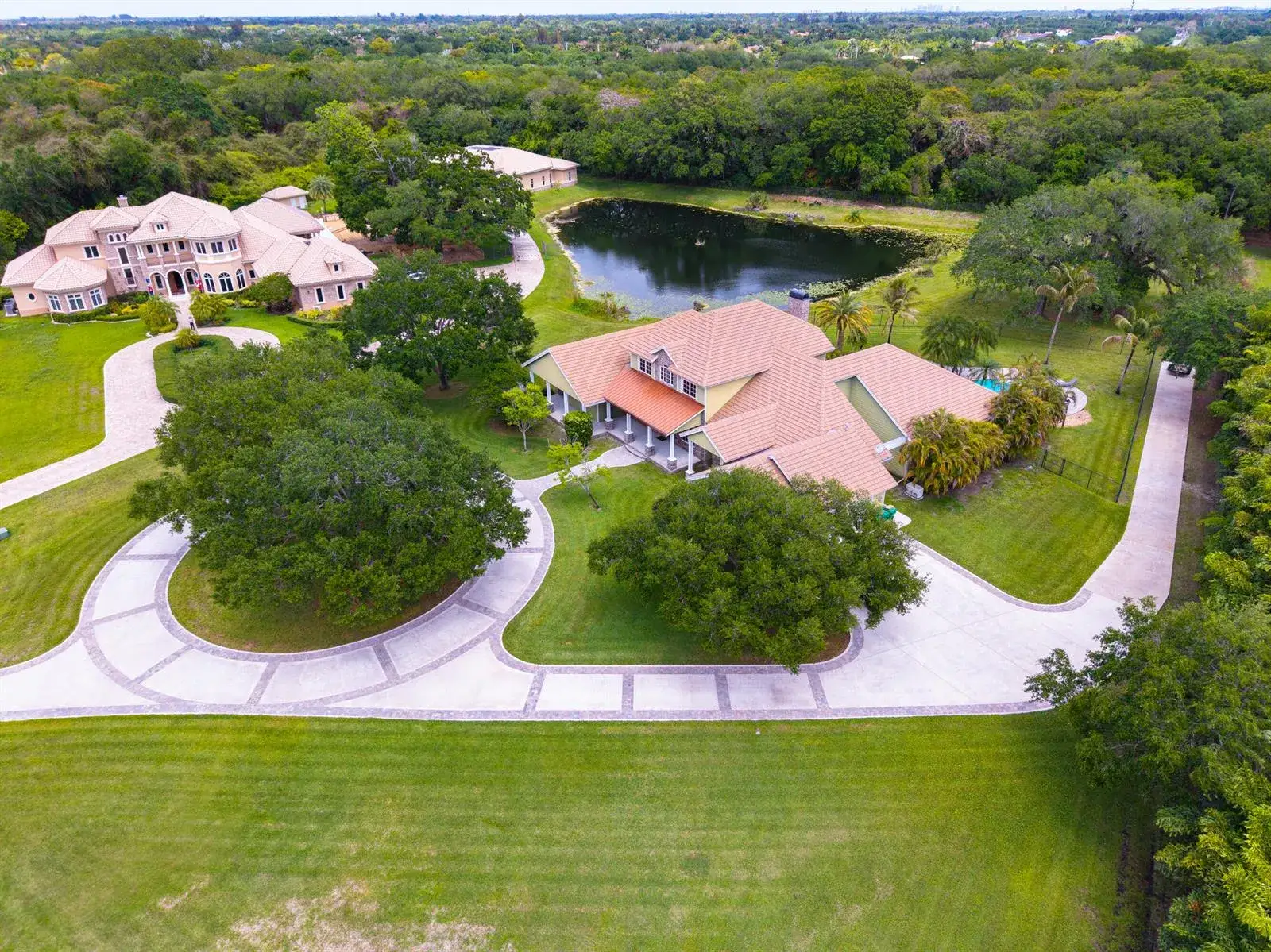 5 bedroom 5 bath Residential for sale at 13300 SW 36th Court, Davie FL 33330