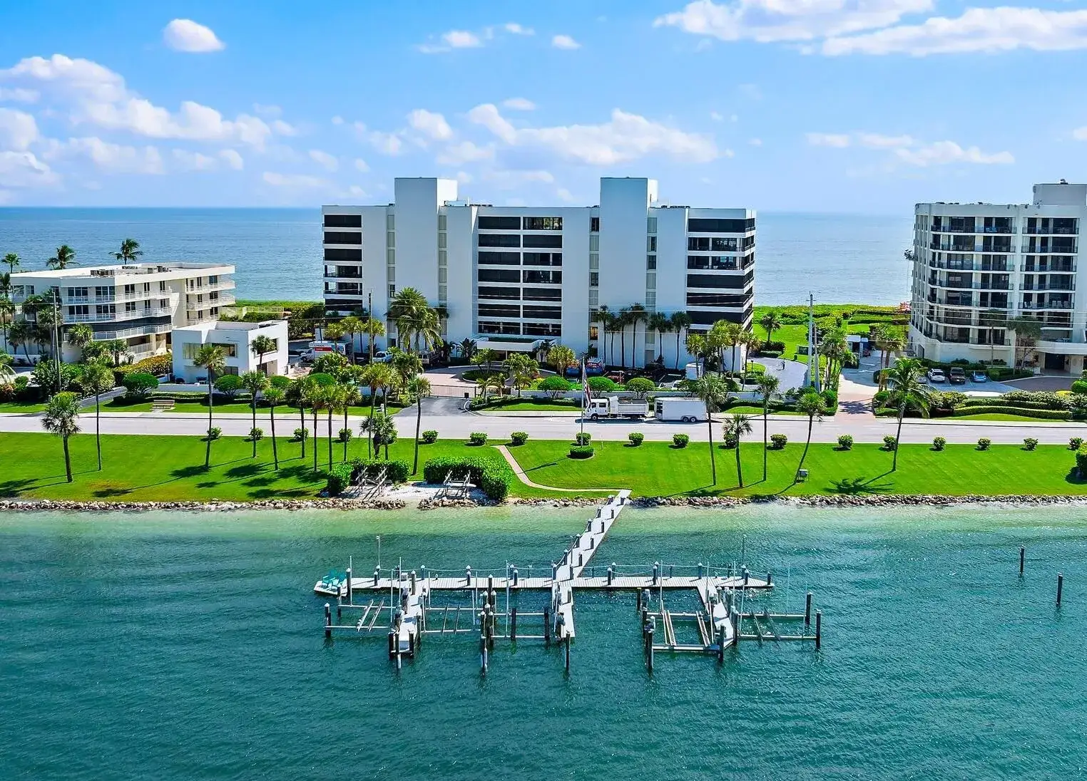 19900 Beach Road # 201, Jupiter FL 33469