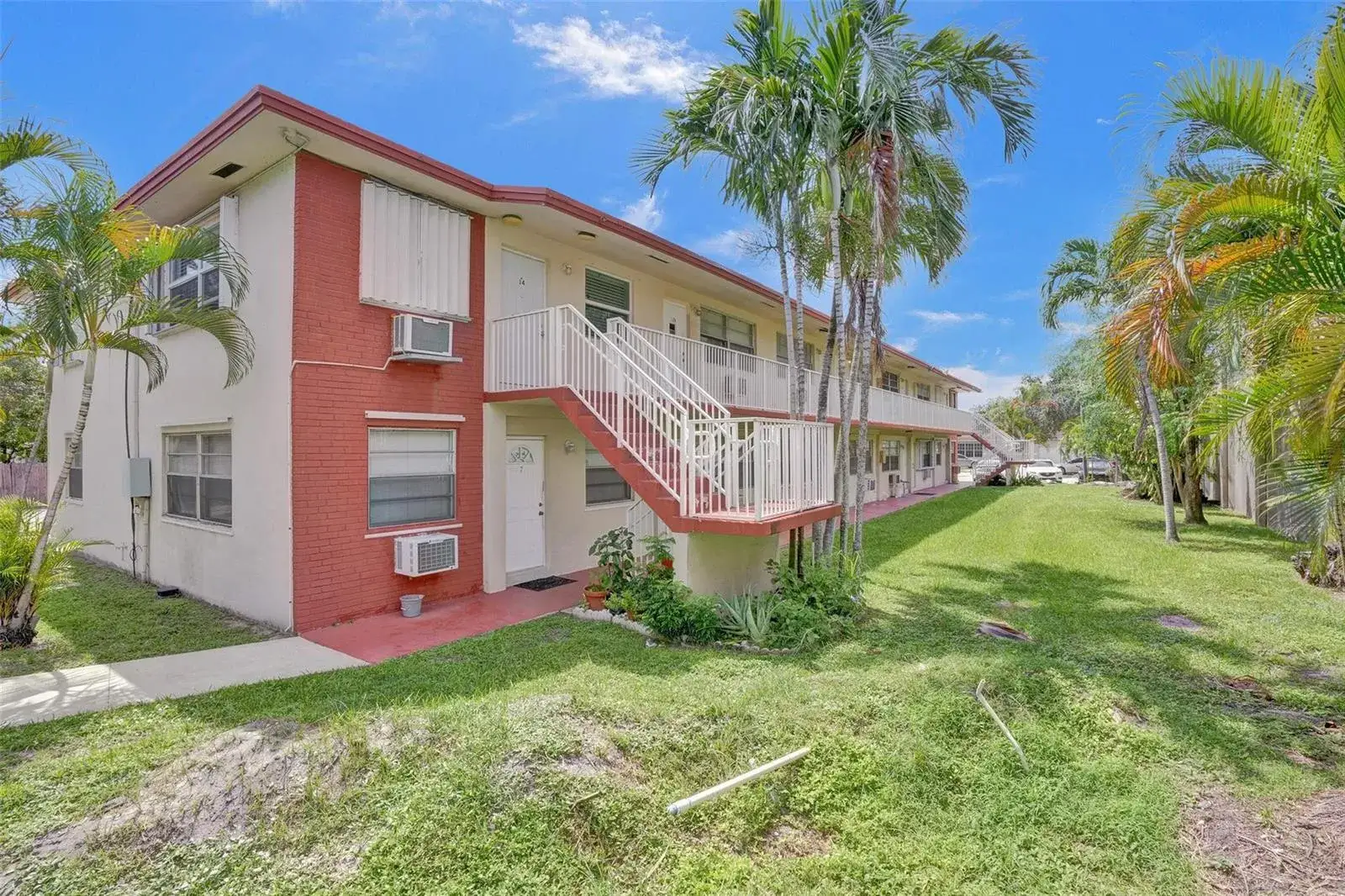 1 bedroom 1 bath Residential for sale at 2915 Plunkett Street # 5d, Hollywood FL 33020