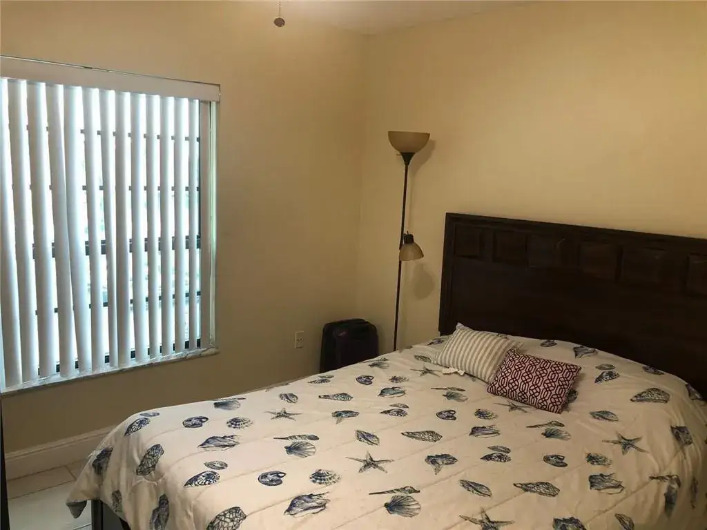 3 bedroom 2 bath Residential Lease for rent at 10411 N Kendall Drive # B203, Miami FL 33176