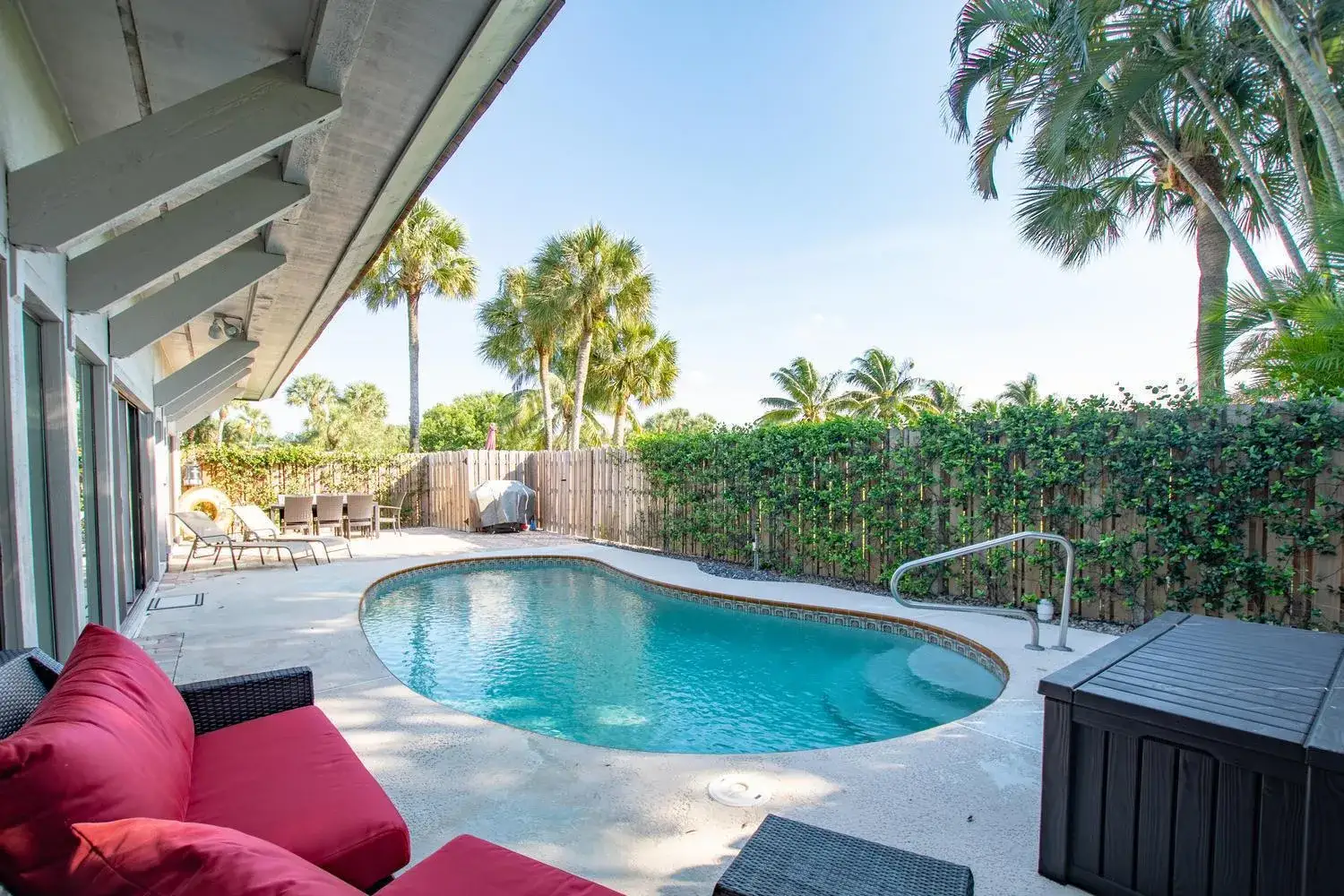2 bedroom 2 bath Residential Lease for rent at 11792 Wimbledon Circle, Wellington FL 33414