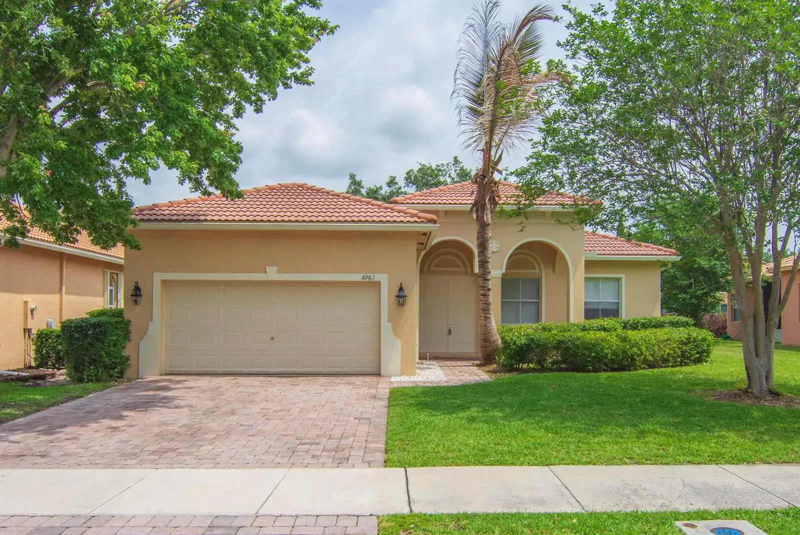 3 bedroom 2 bath Residential for sale at 5961 Spanish River Road, Fort Pierce FL 34951