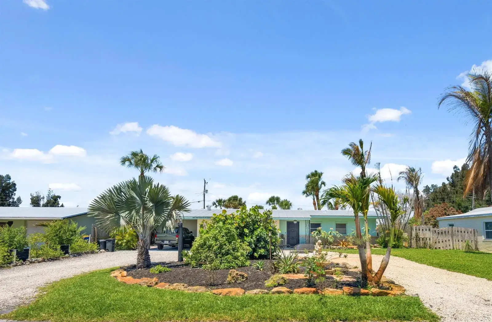 3 bedroom 2 bath Residential for sale at 1644 NE Arch Avenue, Jensen Beach FL 34957
